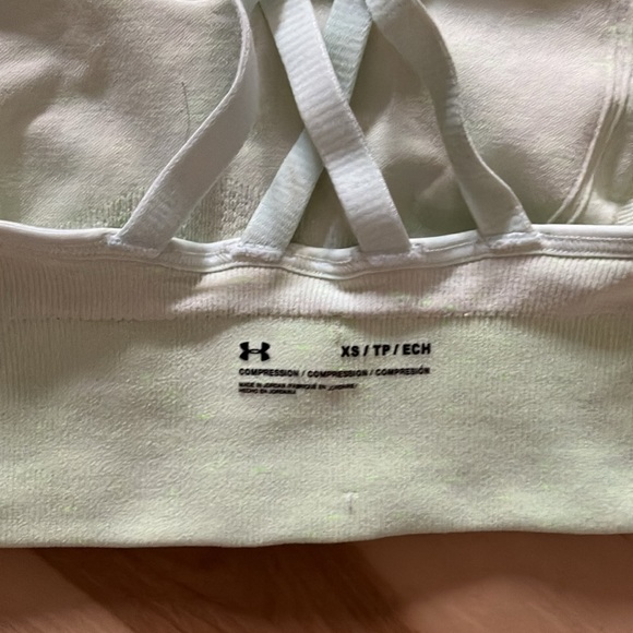 Under Armour compression green bra - Picture 3 of 3
